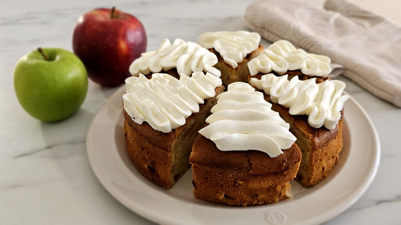 Apple Cake
