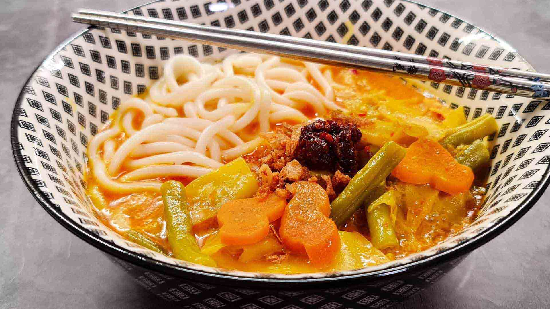 Vegetable Curry Noodles